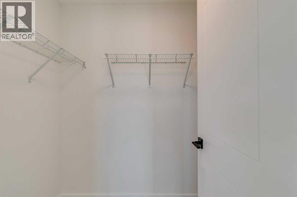 174 Greystone Boulevard, Cochrane, Alberta  T4C 3K3 - Photo 17 - A2293024