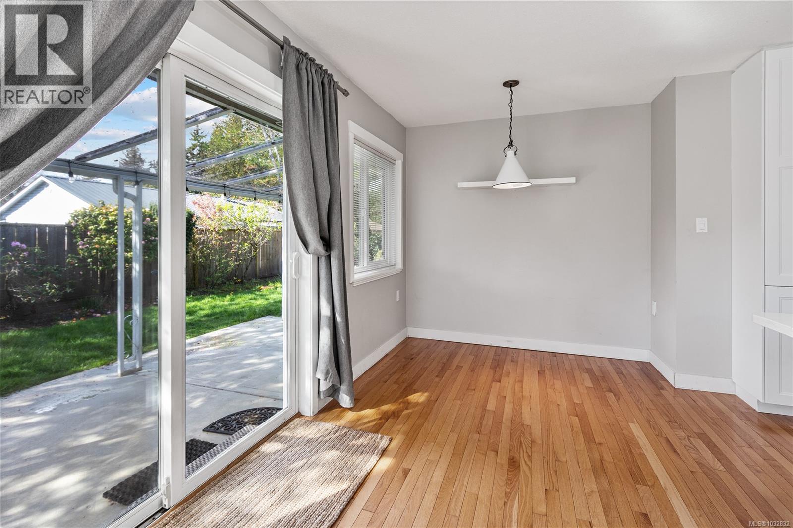 4340 Martin Pl, Nanaimo, British Columbia  V9S 5V2 - Photo 7 - 1032832