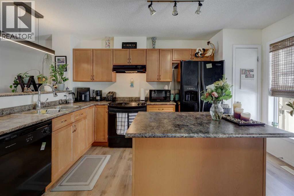 319 Toscana Gardens Nw, Calgary, Alberta  T3L 3C3 - Photo 11 - A2301303