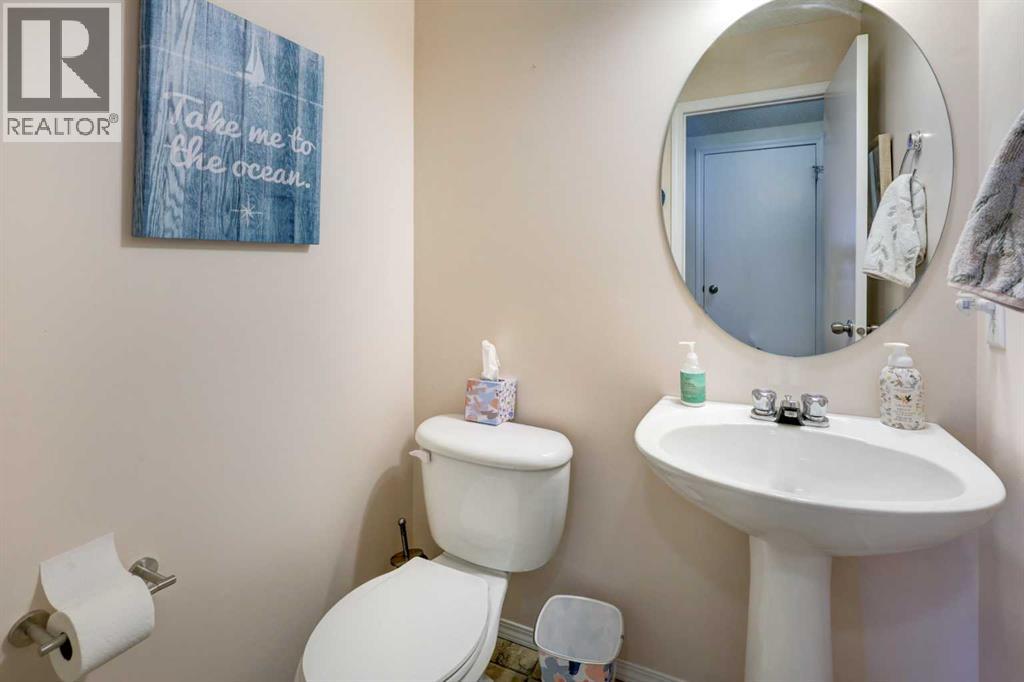 319 Toscana Gardens Nw, Calgary, Alberta  T3L 3C3 - Photo 13 - A2301303