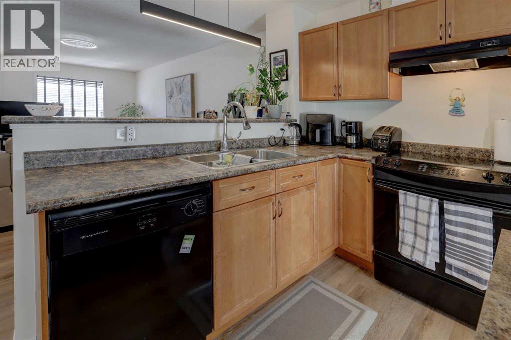 319 Toscana Gardens Nw, Calgary, Alberta  T3L 3C3 - Photo 8 - A2301303