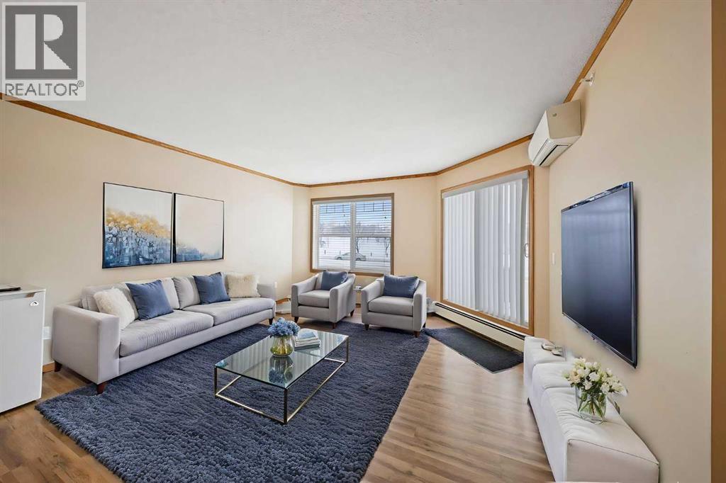 310, 11 Somervale View Sw, Calgary, Alberta  T2Y 4A9 - Photo 3 - A2302985