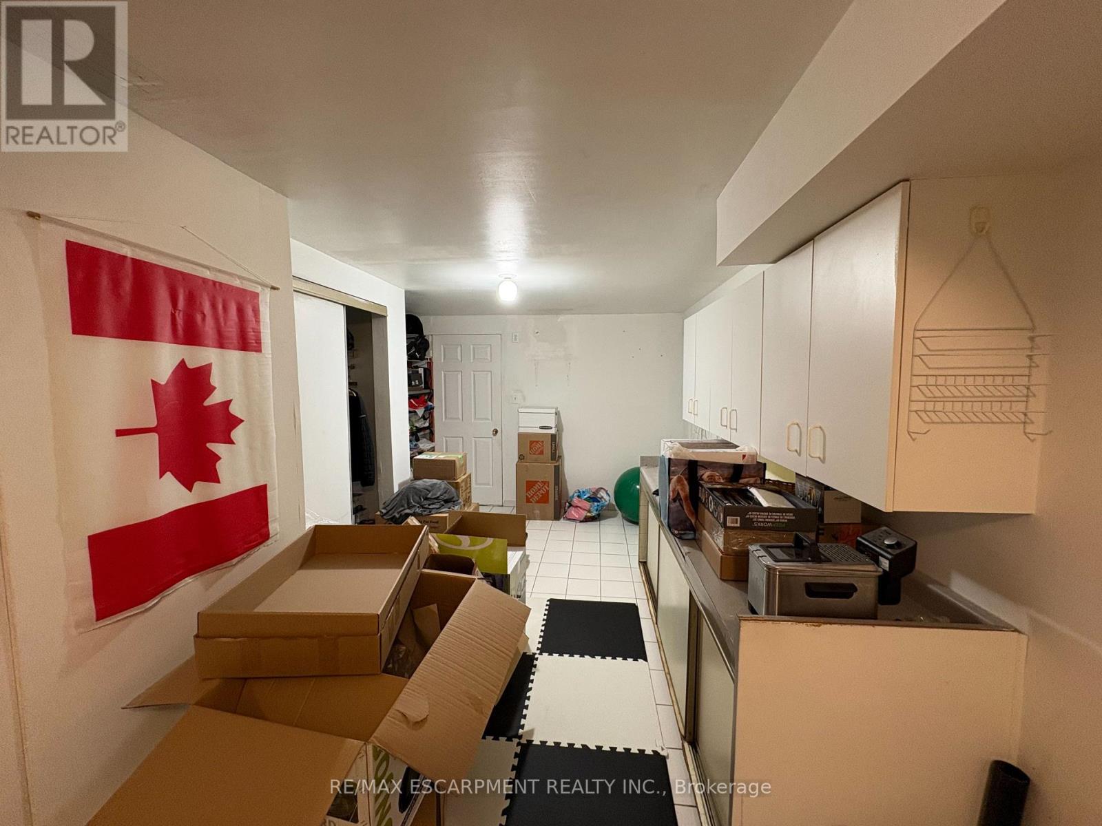 4313 Lee Drive, Mississauga, Ontario  L4W 4A9 - Photo 18 - W13021880