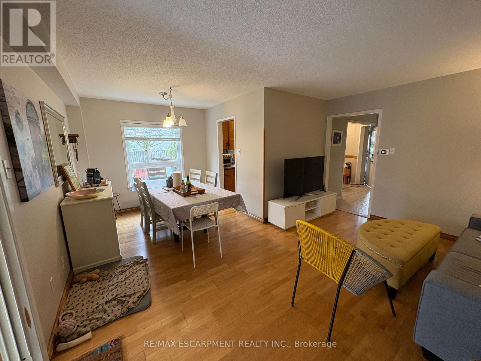 4313 Lee Drive, Mississauga, Ontario  L4W 4A9 - Photo 6 - W13021880