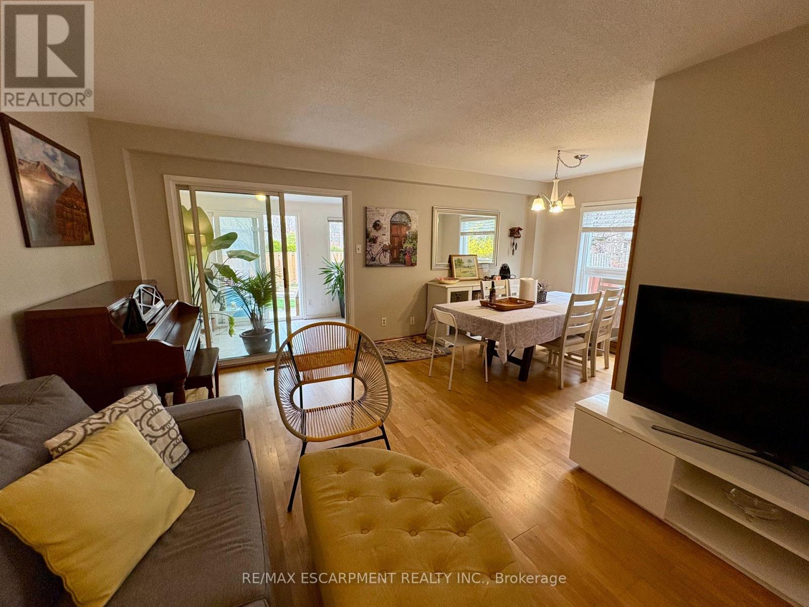 4313 Lee Drive, Mississauga, Ontario  L4W 4A9 - Photo 7 - W13021880