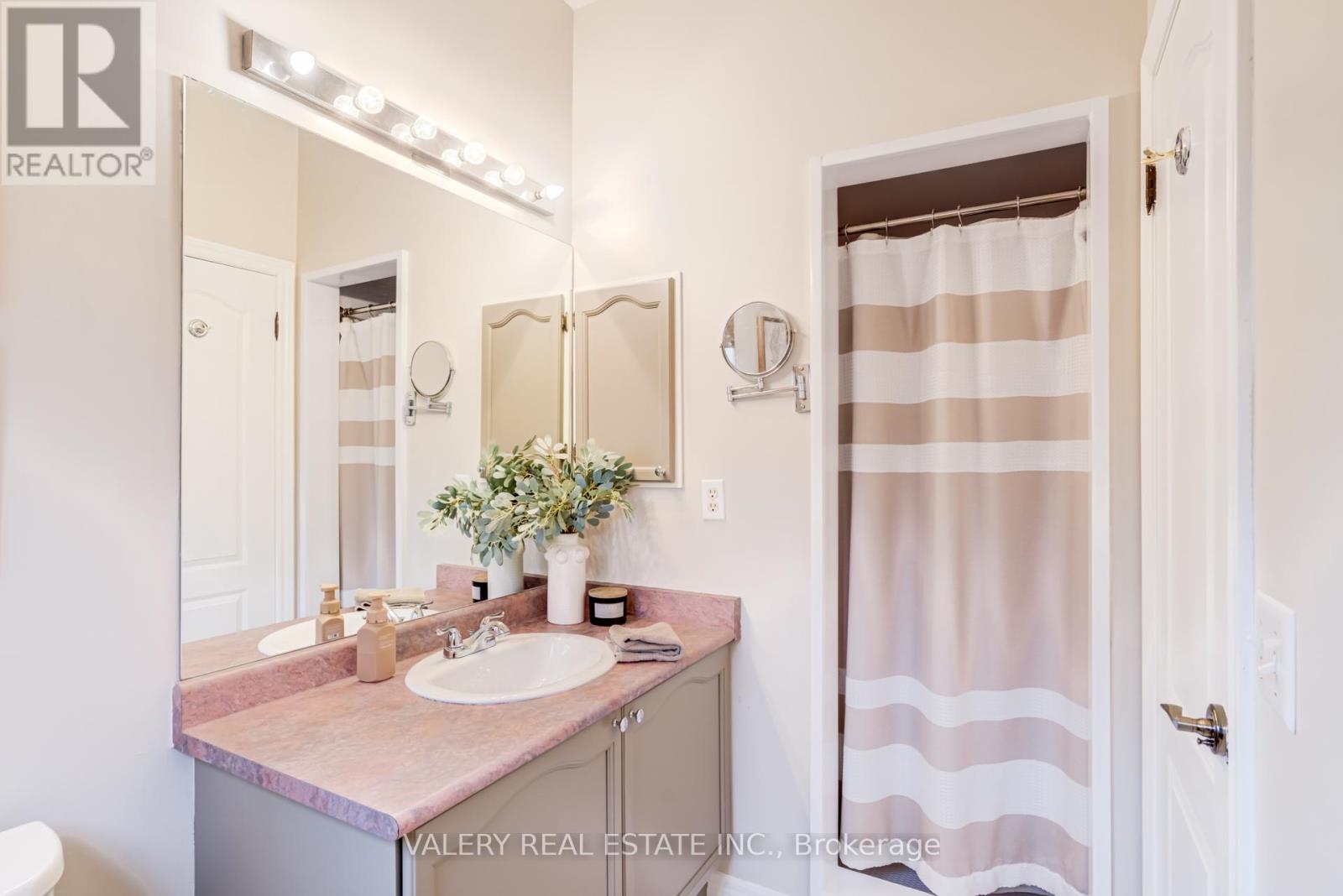 13 Blueberry Hill Court, Caledon, Ontario  L7E 1S3 - Photo 24 - W13021882