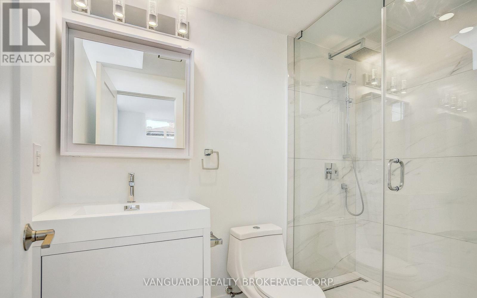 1937 Lawrence Avenue W, Toronto, Ontario  M9N 1G8 - Photo 19 - W13021948