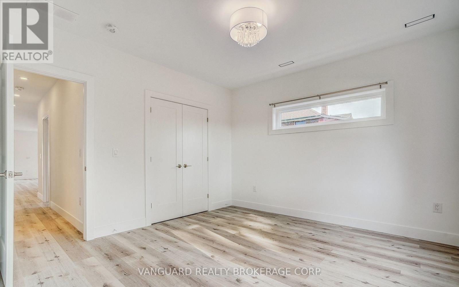 1937 Lawrence Avenue W, Toronto, Ontario  M9N 1G8 - Photo 36 - W13021948