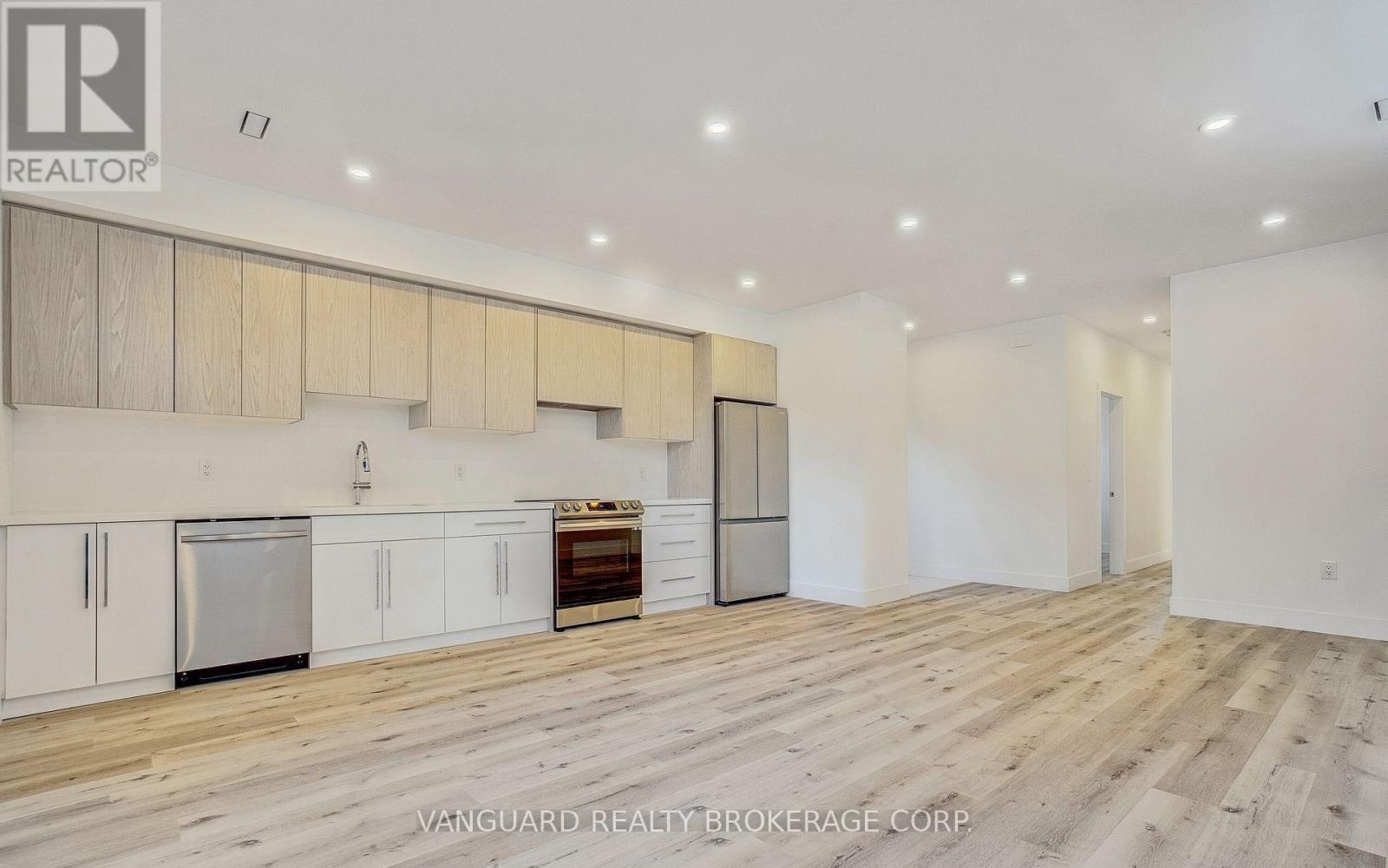 1937 Lawrence Avenue W, Toronto (Weston), Ontario  M9N 1G8 - Photo 13 - W13021966