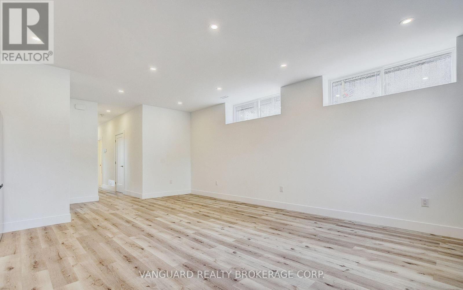 1937 Lawrence Avenue W, Toronto (Weston), Ontario  M9N 1G8 - Photo 16 - W13021966