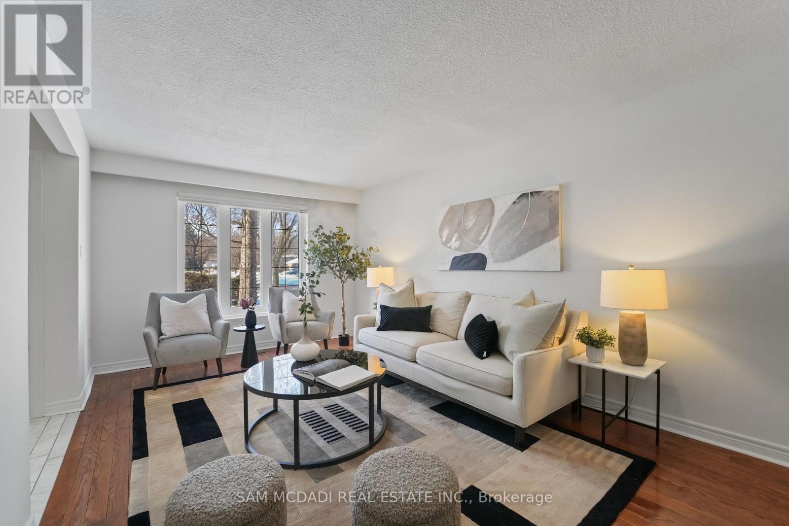 44 Madrid Crescent, Brampton, Ontario  L6S 2X4 - Photo 9 - W13021998