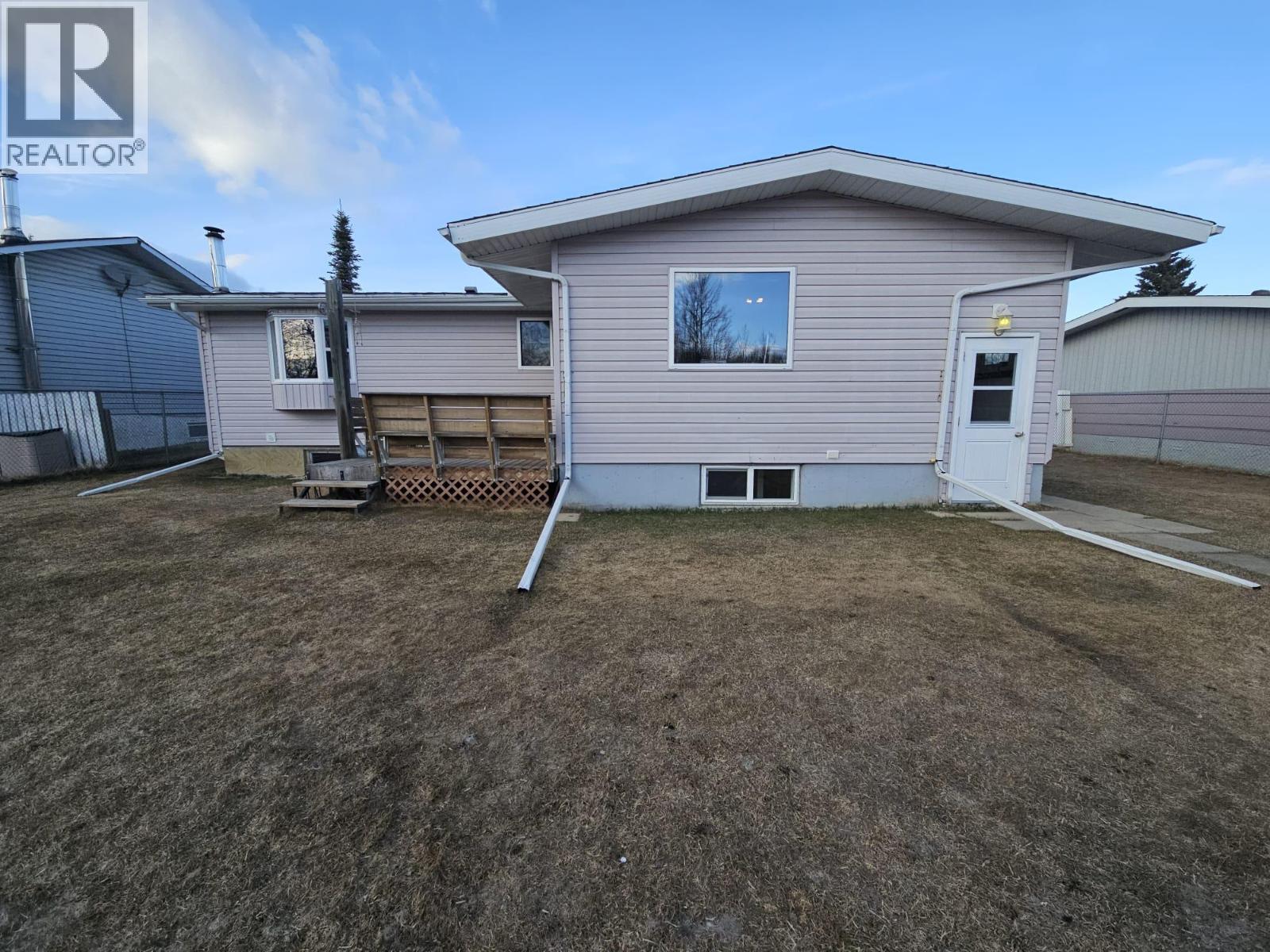 4917 45 Street NE, Chetwynd, British Columbia  V0C 1J0 - Photo 30 - 10379090