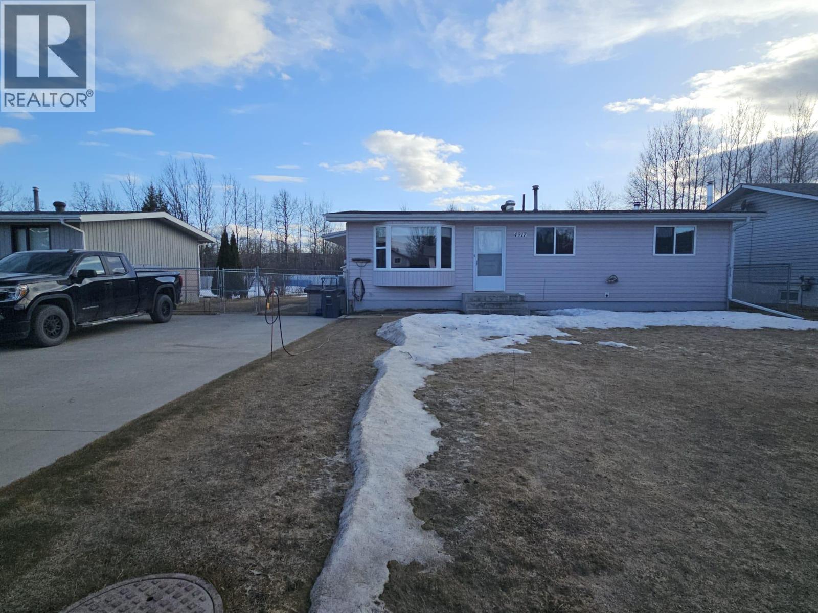 4917 45 Street NE, Chetwynd, British Columbia  V0C 1J0 - Photo 34 - 10379090