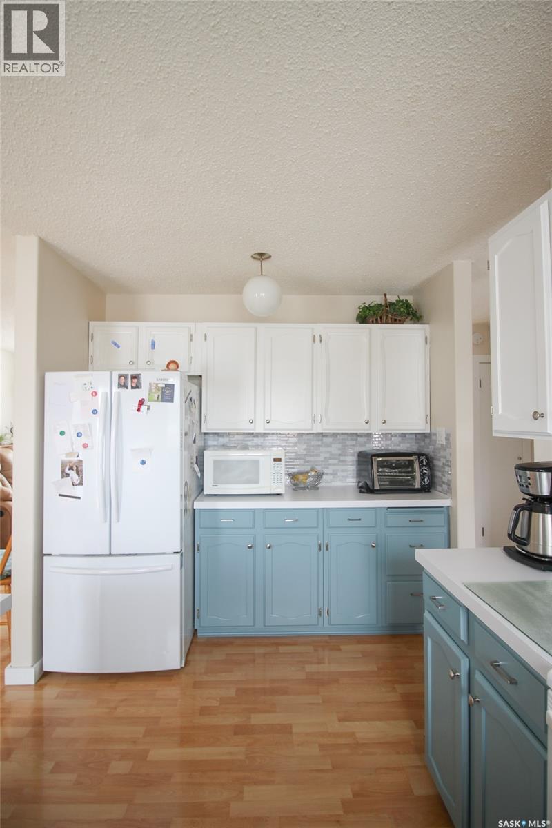 612 9th Street W, Shaunavon, Saskatchewan  S0N 2M0 - Photo 11 - SK033445