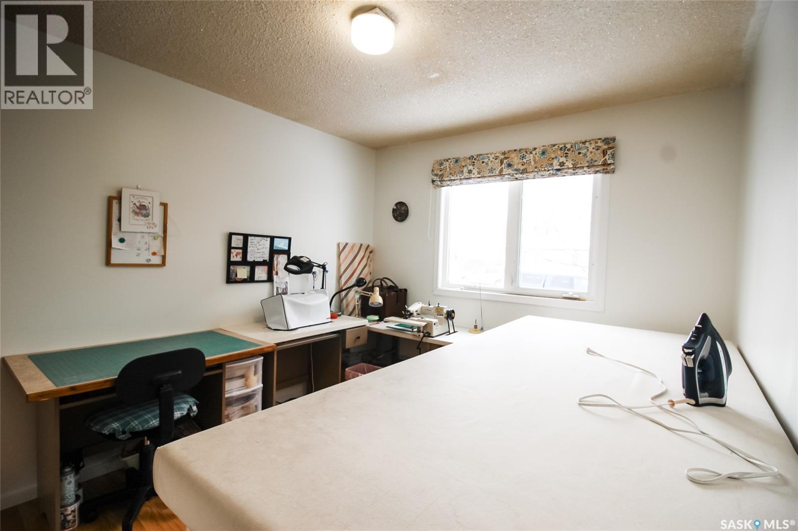 612 9th Street W, Shaunavon, Saskatchewan  S0N 2M0 - Photo 17 - SK033445