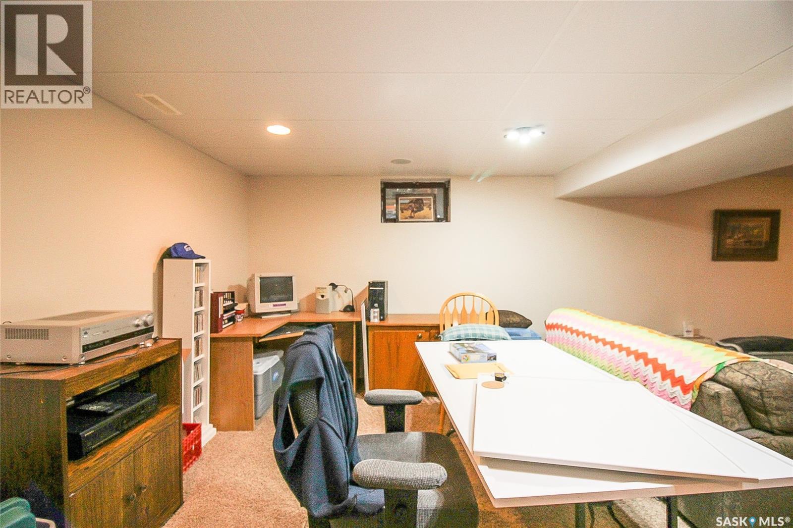 612 9th Street W, Shaunavon, Saskatchewan  S0N 2M0 - Photo 24 - SK033445