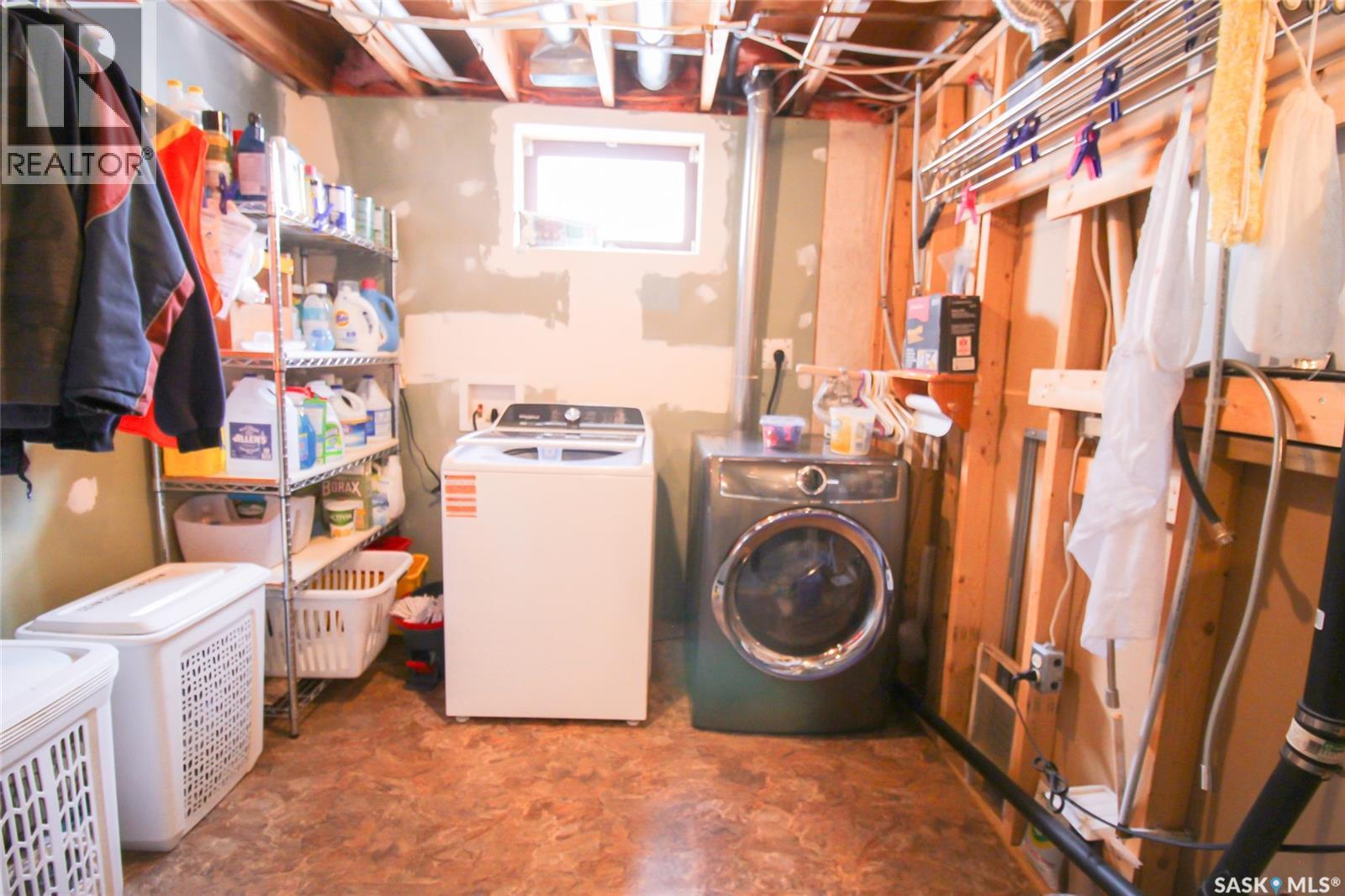 612 9th Street W, Shaunavon, Saskatchewan  S0N 2M0 - Photo 36 - SK033445