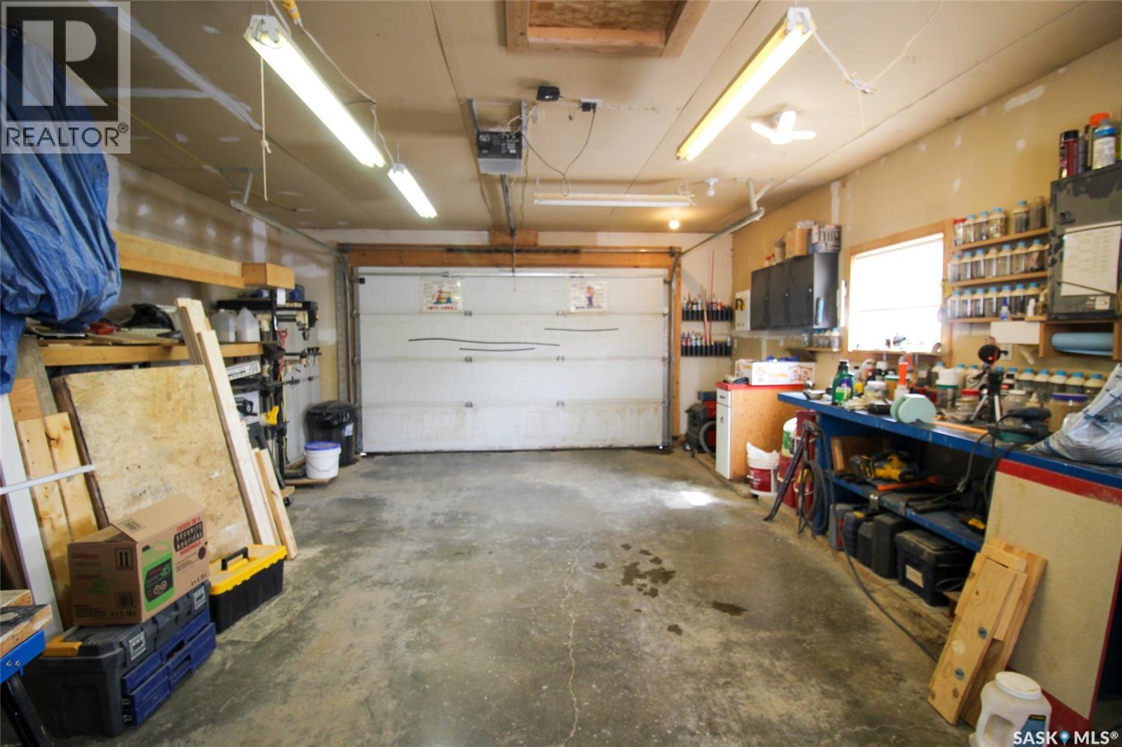 612 9th Street W, Shaunavon, Saskatchewan  S0N 2M0 - Photo 37 - SK033445