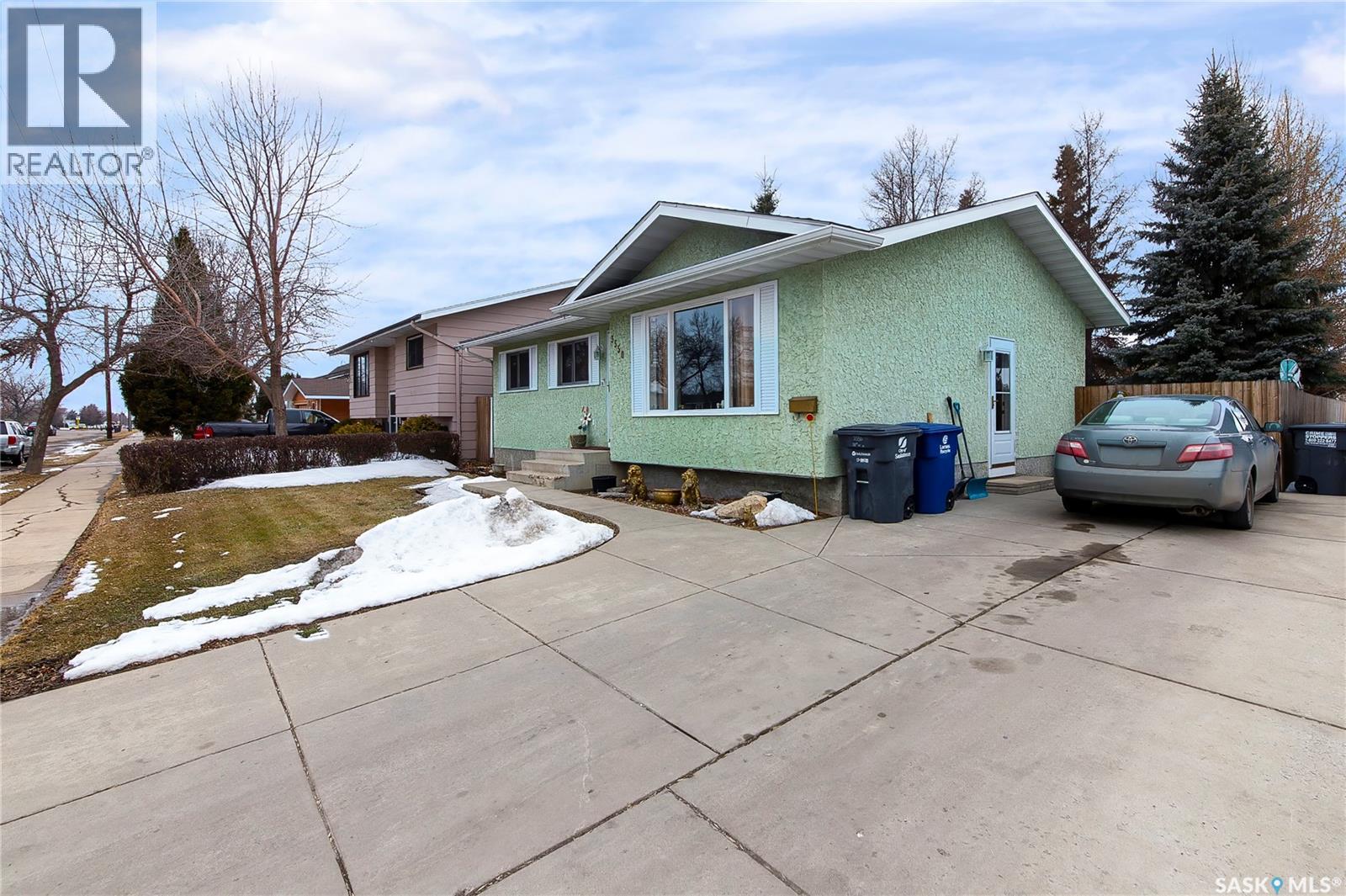 3550 33rd Street W, Saskatoon, Saskatchewan  S7L 6E1 - Photo 36 - SK032727