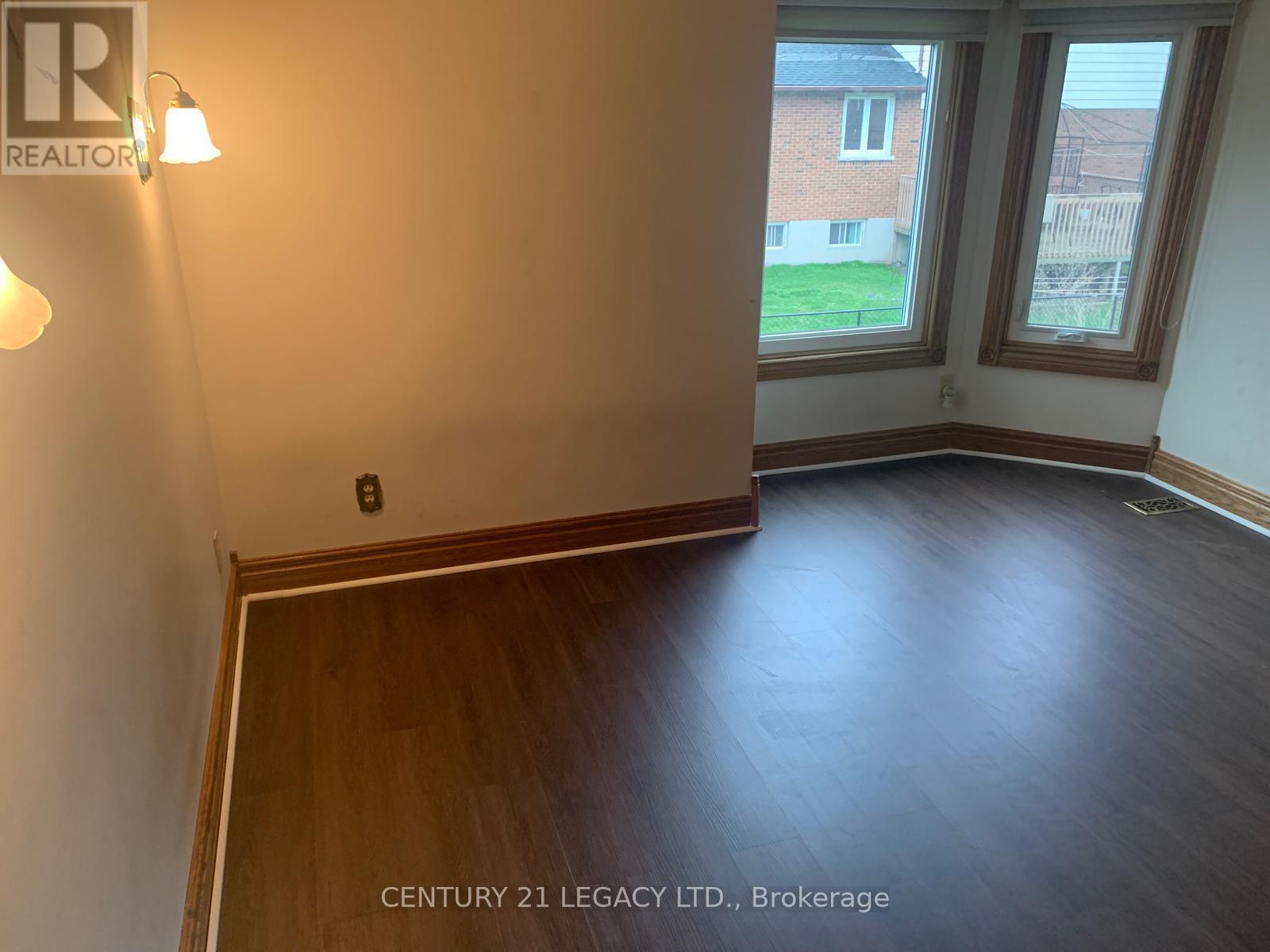 (Upper) - 2067 Old Mill Road, Kitchener, Ontario  N2P 1E4 - Photo 14 - X13021858