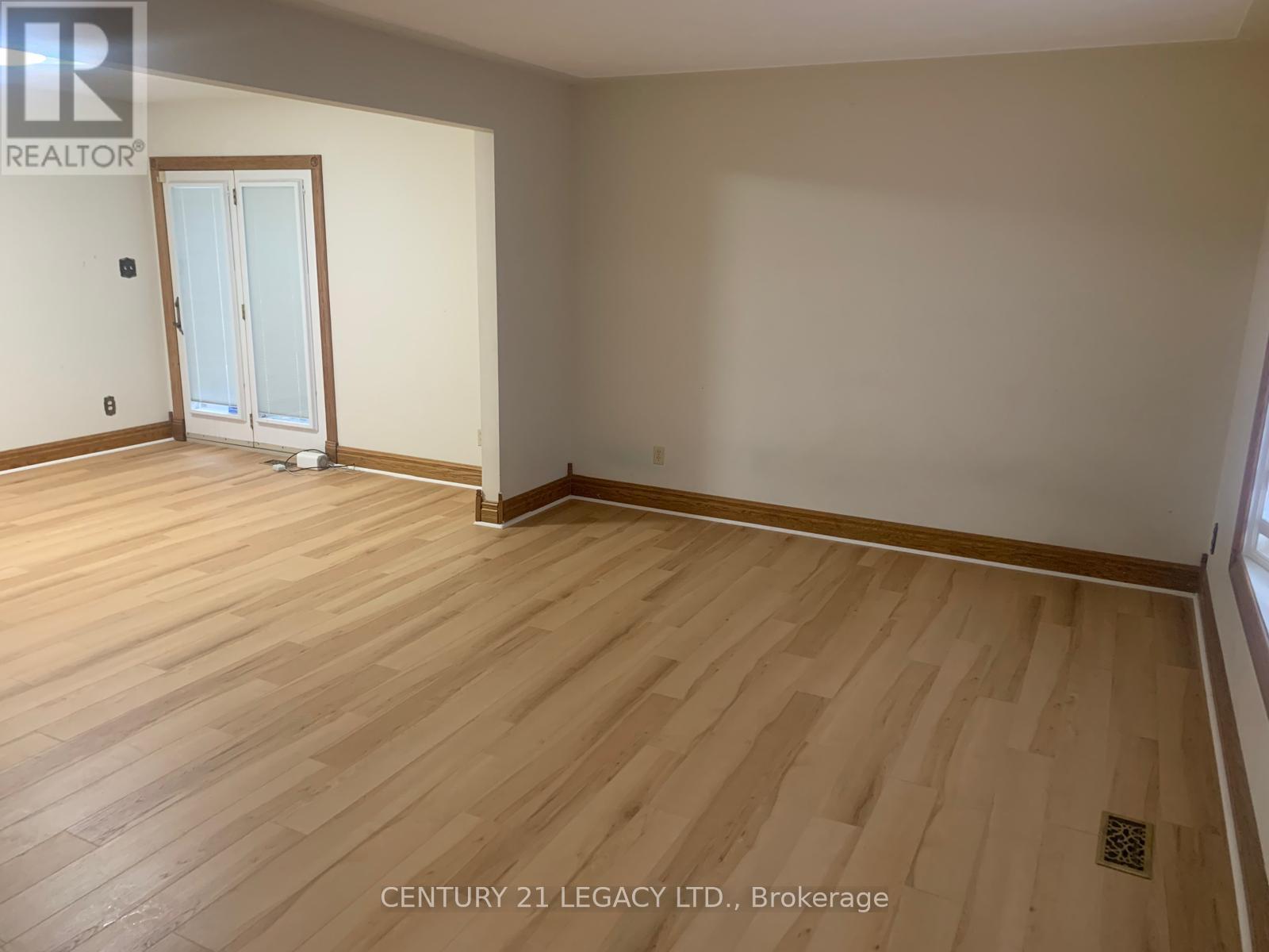 (Upper) - 2067 Old Mill Road, Kitchener, Ontario  N2P 1E4 - Photo 16 - X13021858