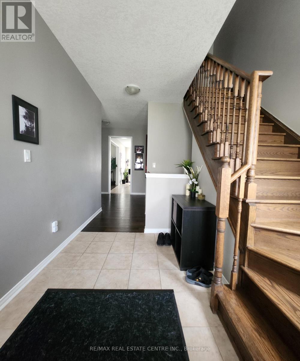 24 Armes Street, Hamilton, Ontario  L0R 1C0 - Photo 2 - X13021888