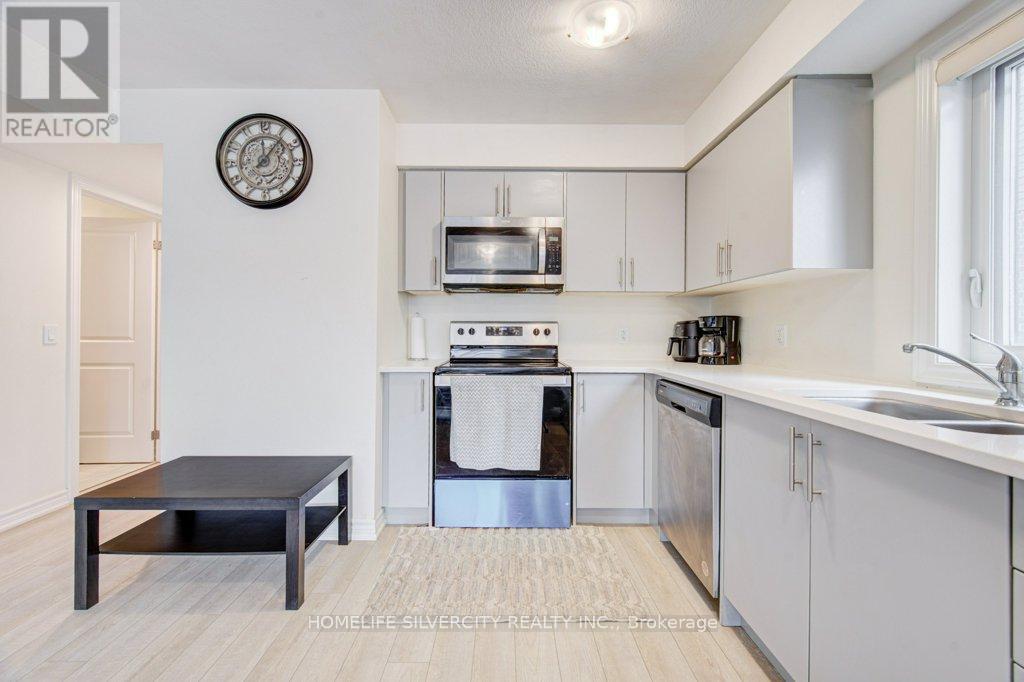 #18 - 235 Chapel Hill Drive, Kitchener, Ontario  N2R 0S4 - Photo 12 - X13021954