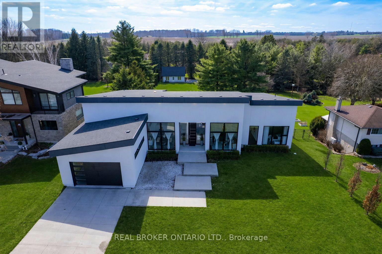 1448 Mannheim Road, Wilmot, Ontario  N0B 2H0 - Photo 2 - X13021982