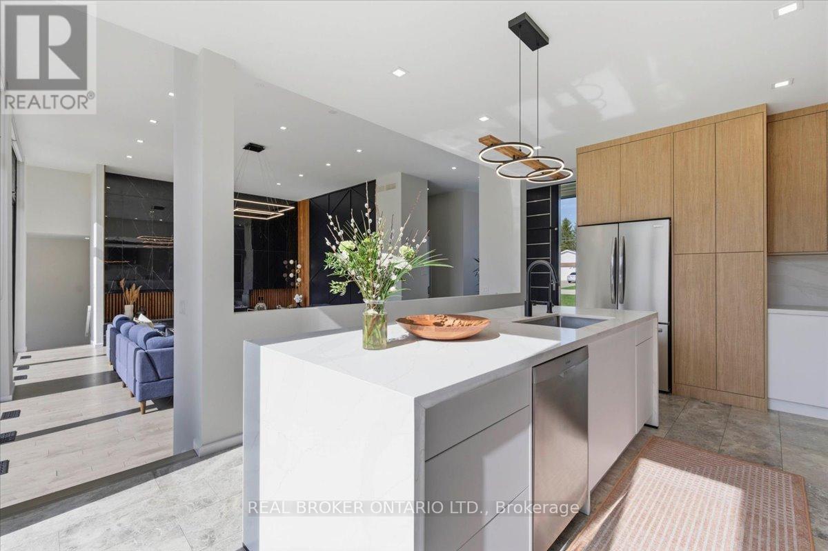 1448 Mannheim Road, Wilmot, Ontario  N0B 2H0 - Photo 8 - X13021982