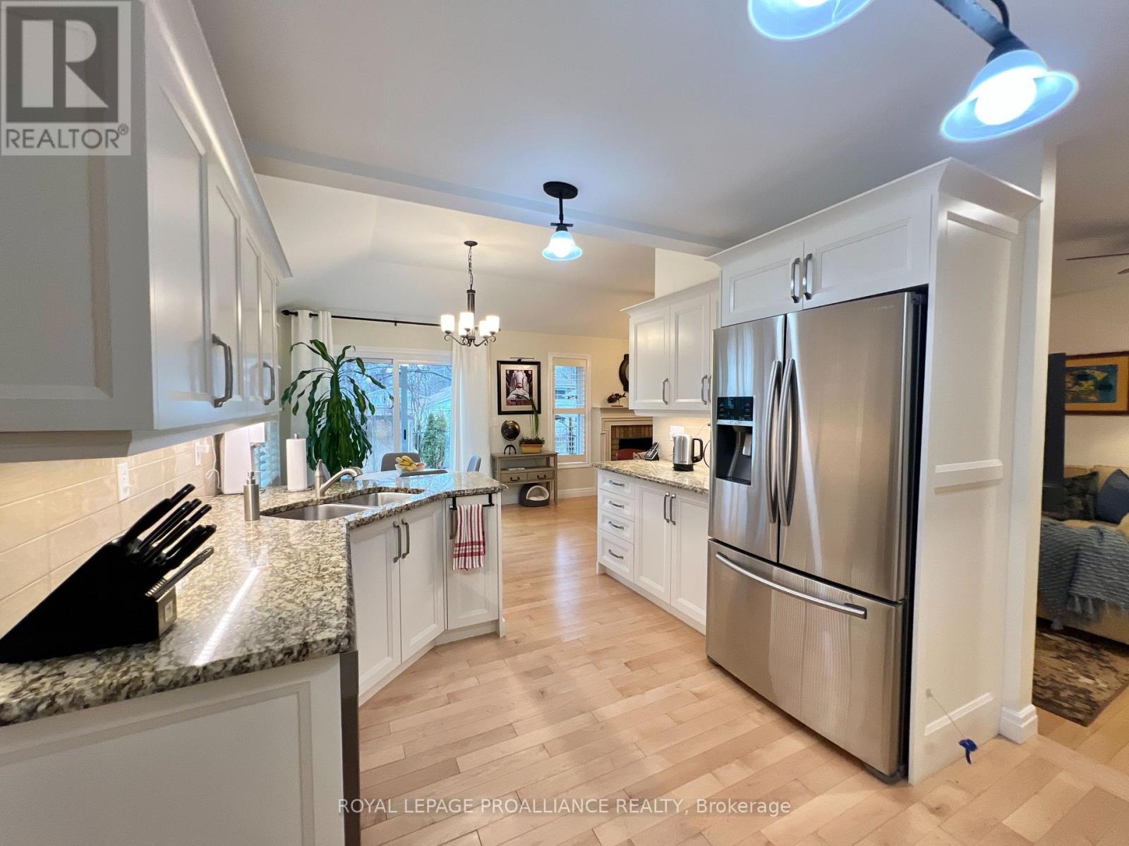 20 Georgian Court, Belleville, Ontario  K8N 5R3 - Photo 20 - X12877448