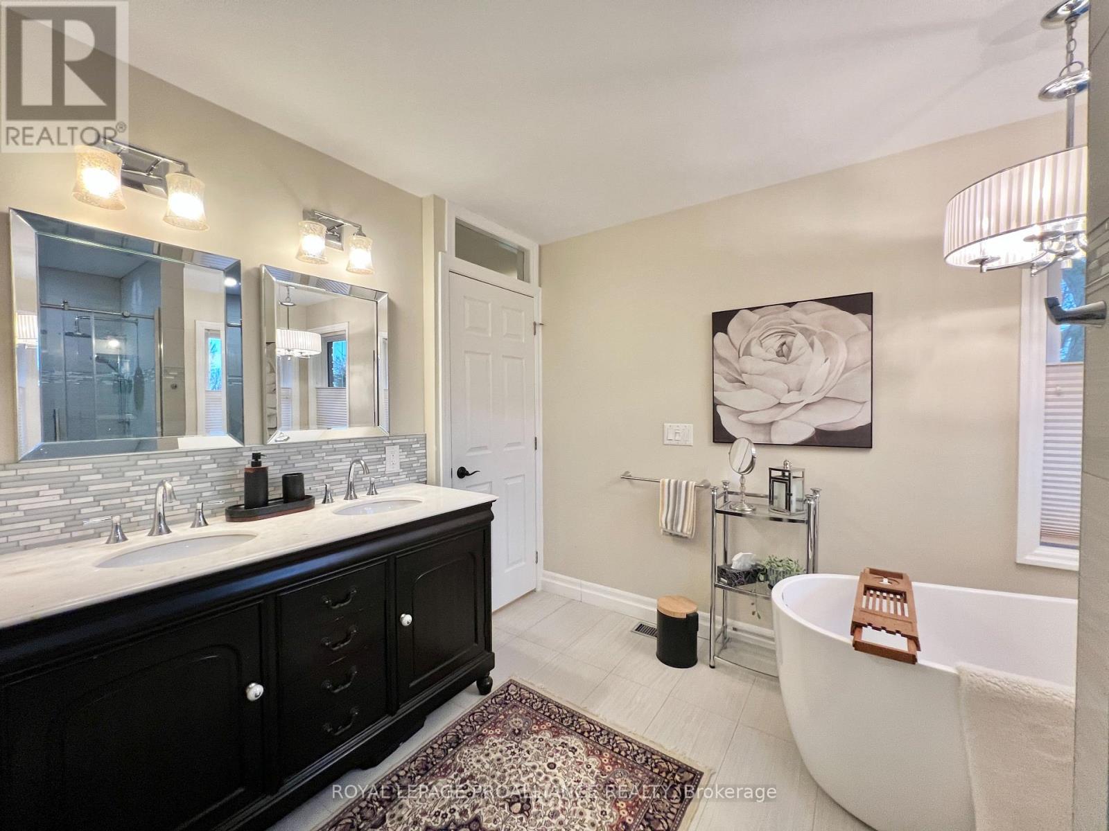 20 Georgian Court, Belleville, Ontario  K8N 5R3 - Photo 33 - X12877448