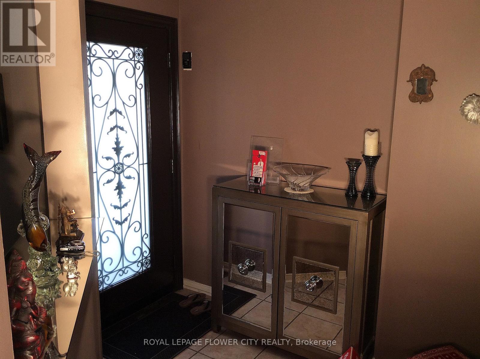 30 Condotti Drive, Vaughan, Ontario  L4H 2C8 - Photo 5 - N12987158