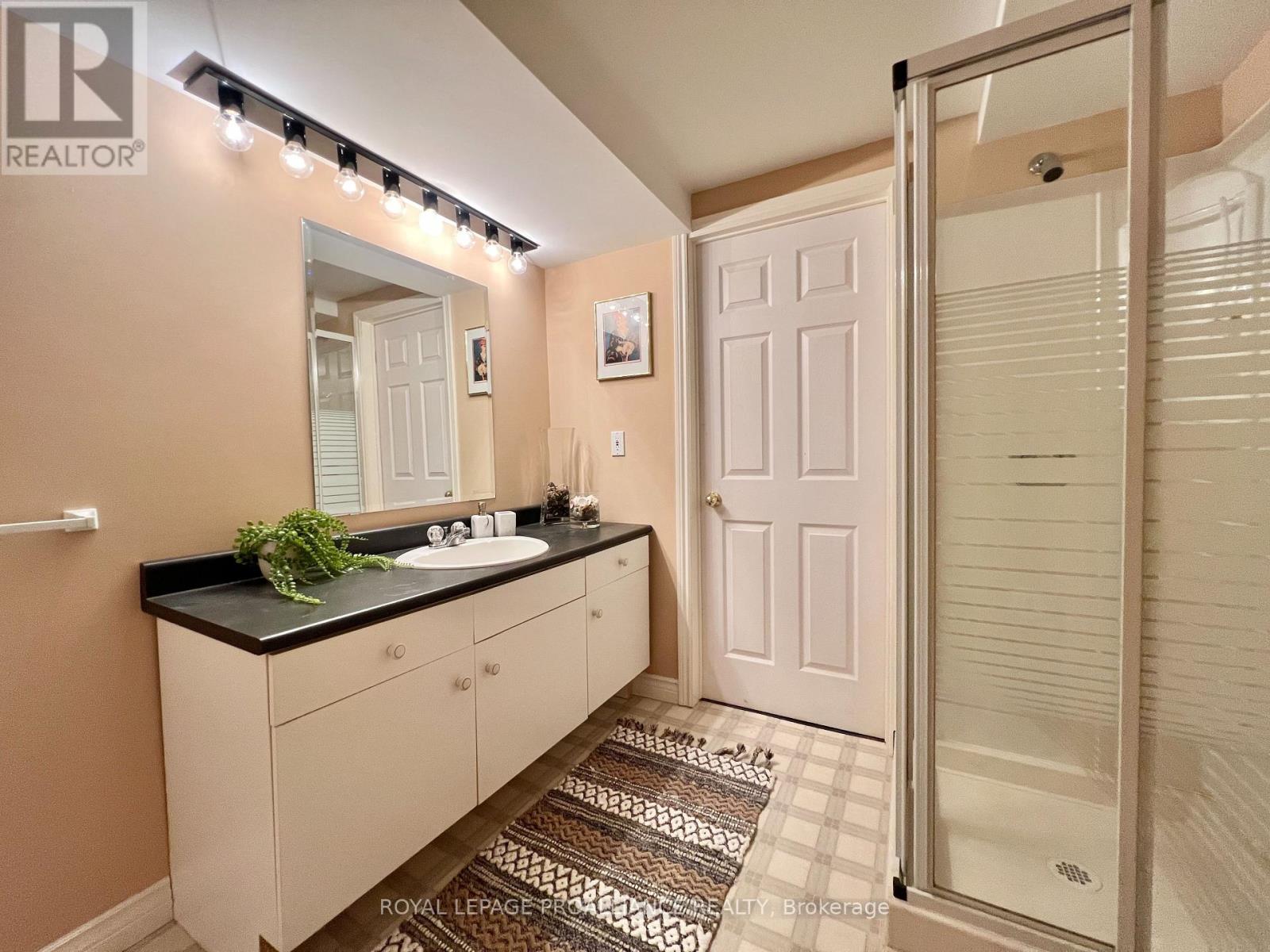 20 Georgian Court, Belleville, Ontario  K8N 5R3 - Photo 40 - X12877448