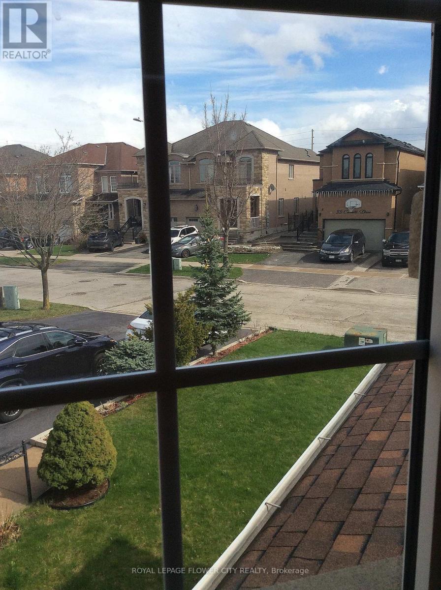 30 Condotti Drive, Vaughan, Ontario  L4H 2C8 - Photo 25 - N12987158