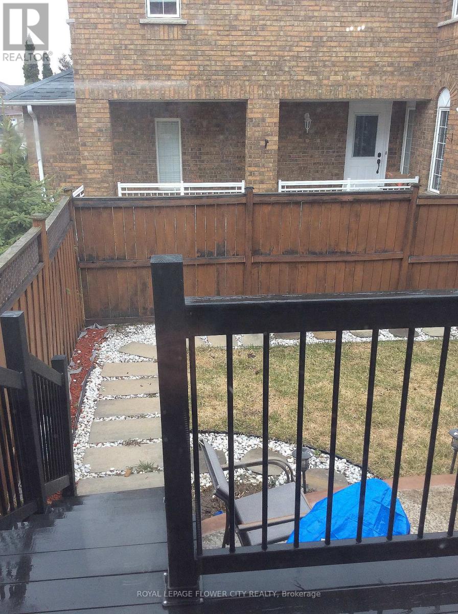 30 Condotti Drive, Vaughan, Ontario  L4H 2C8 - Photo 32 - N12987158