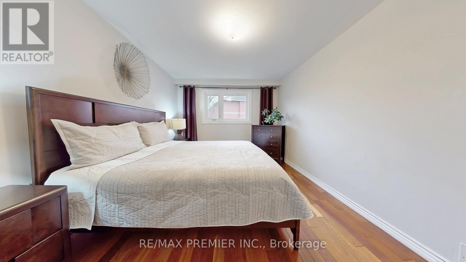 9 Tilden Crescent, Toronto, Ontario  M9P 1V6 - Photo 17 - W13021554