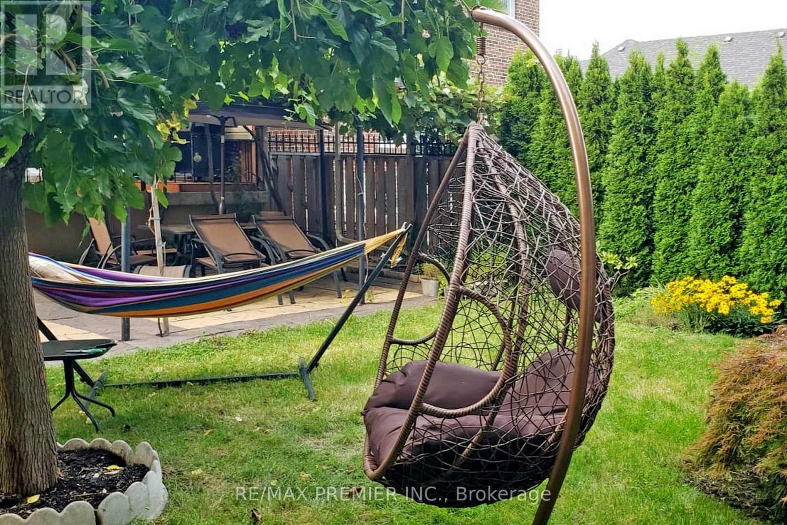 9 Tilden Crescent, Toronto, Ontario  M9P 1V6 - Photo 45 - W13021554