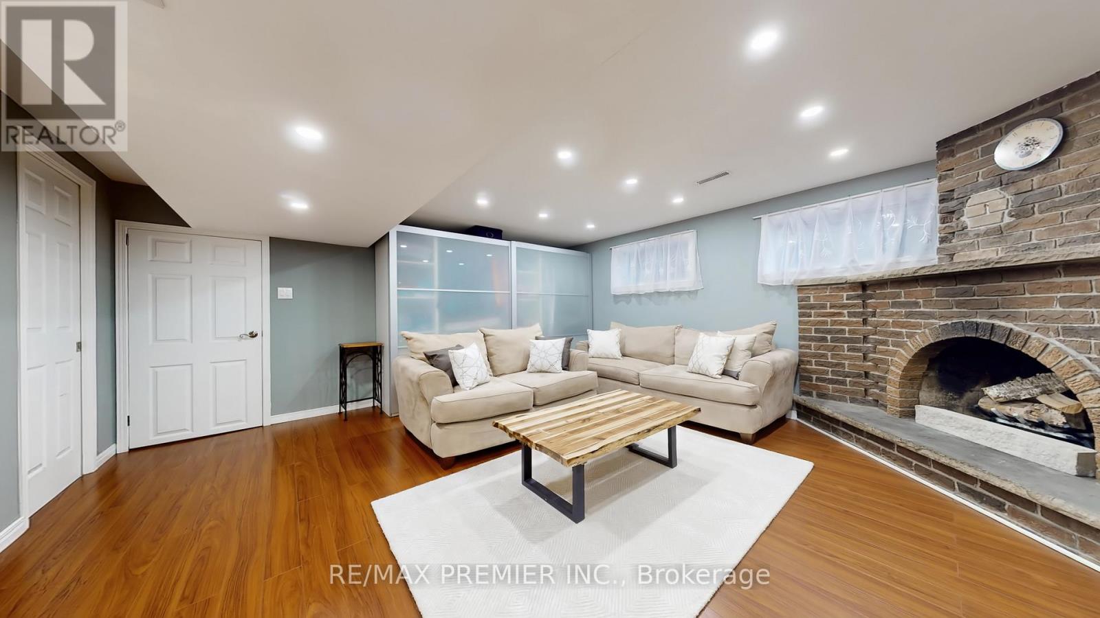 9 Tilden Crescent, Toronto, Ontario  M9P 1V6 - Photo 28 - W13021554