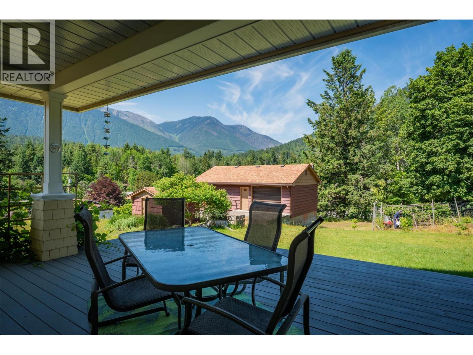 509 6th Street, Kaslo, British Columbia  V0G 1M0 - Photo 10 - 10383125