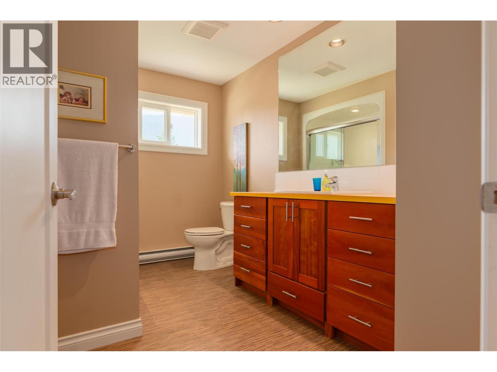 509 6th Street, Kaslo, British Columbia  V0G 1M0 - Photo 41 - 10383125