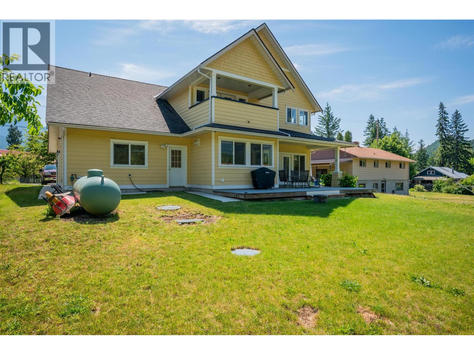 509 6th Street, Kaslo, British Columbia  V0G 1M0 - Photo 8 - 10383125