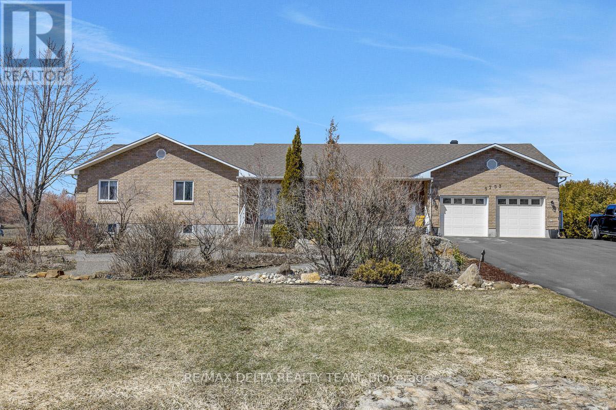 5793 Leitrim Road, Ottawa, Ontario  K0A 1K0 - Photo 2 - X12980892