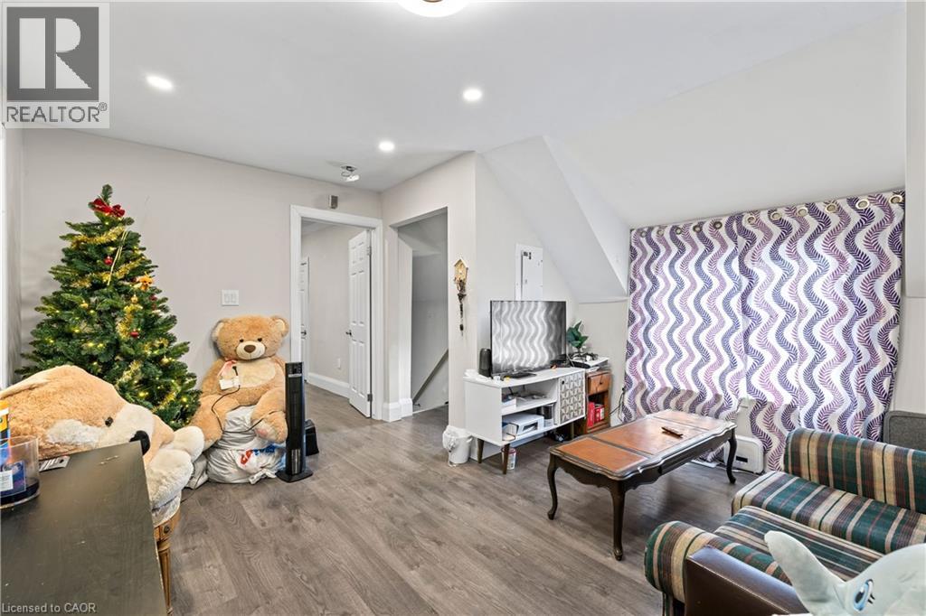 313 Gilmore Road, Fort Erie, Ontario  L2A 2M9 - Photo 6 - 40822457