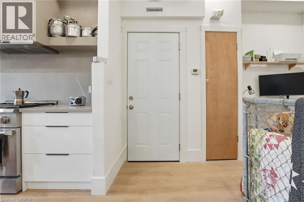 472 Barton Street E Unit# Upper, Hamilton, Ontario  L8L 2Y8 - Photo 2 - 40822124