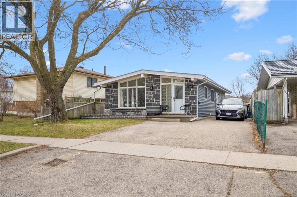 127 Kingswood Drive, Kitchener, Ontario  N2E 1B2 - Photo 2 - 40819013