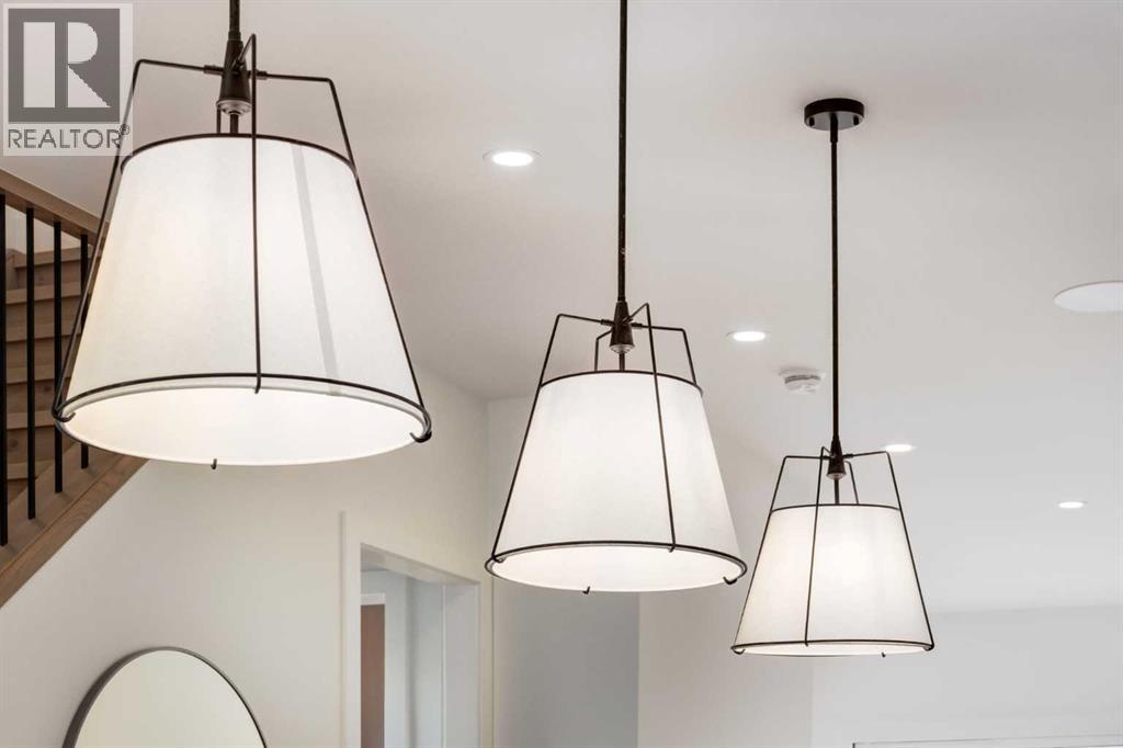 631 28 Avenue NW, Calgary, Alberta  T2M 2L2 - Photo 9 - A2276819