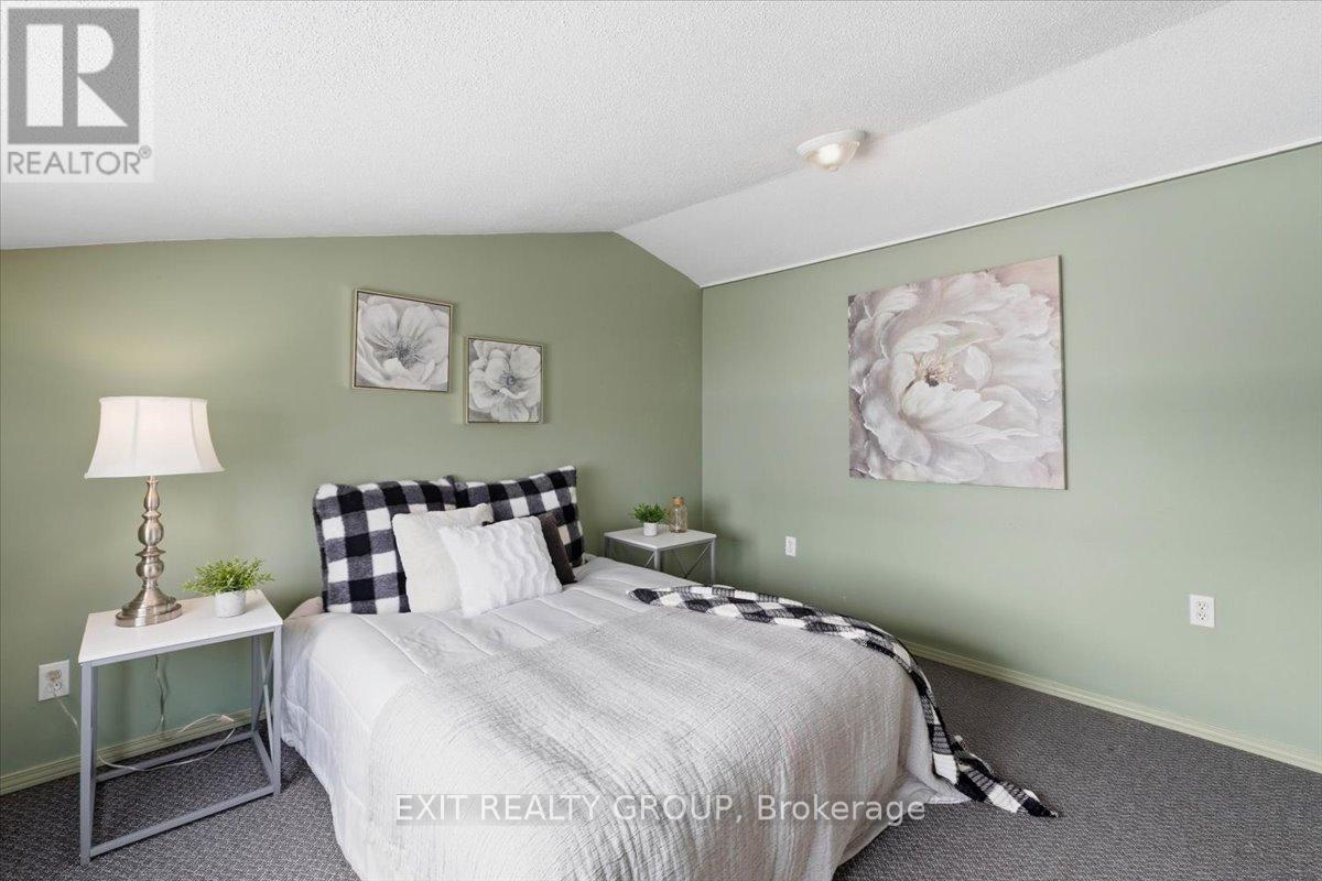 1083 Lakeside Drive, Prince Edward County (Ameliasburg Ward), Ontario  K0K 1T0 - Photo 14 - X13022136