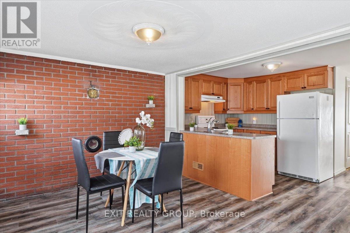 1083 Lakeside Drive, Prince Edward County (Ameliasburg Ward), Ontario  K0K 1T0 - Photo 29 - X13022136