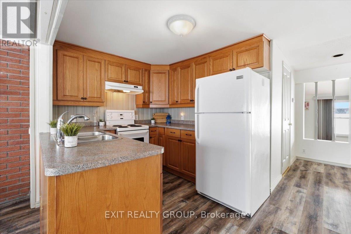 1083 Lakeside Drive, Prince Edward County (Ameliasburg Ward), Ontario  K0K 1T0 - Photo 3 - X13022136