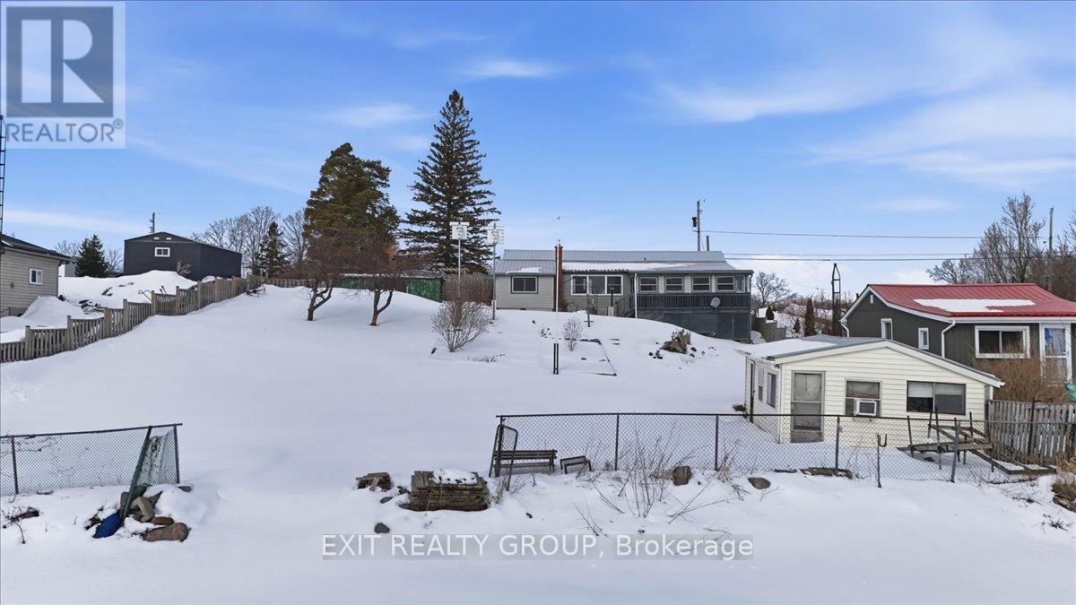 1083 Lakeside Drive, Prince Edward County (Ameliasburg Ward), Ontario  K0K 1T0 - Photo 32 - X13022136
